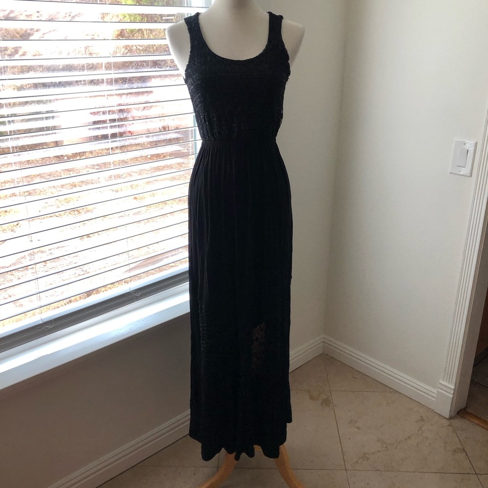 NWOT Finn & Clover Black Maxi Dress